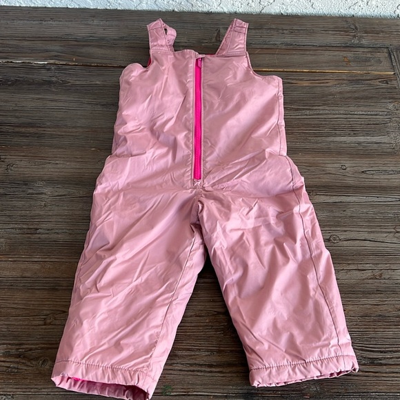 OLD NAVY TODDLER  SIZE 2T - Picture 1 of 9